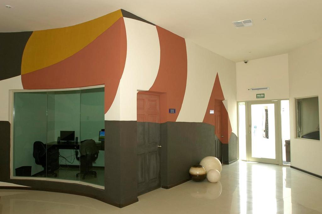 American Inn Hotel & Suites Delicias Kültér fotó