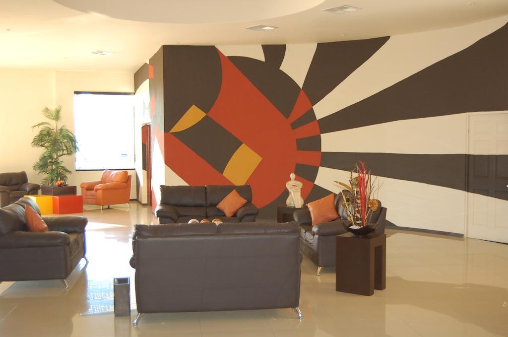 American Inn Hotel & Suites Delicias Kültér fotó