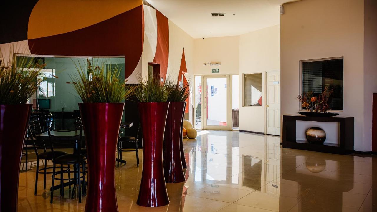 American Inn Hotel & Suites Delicias Kültér fotó